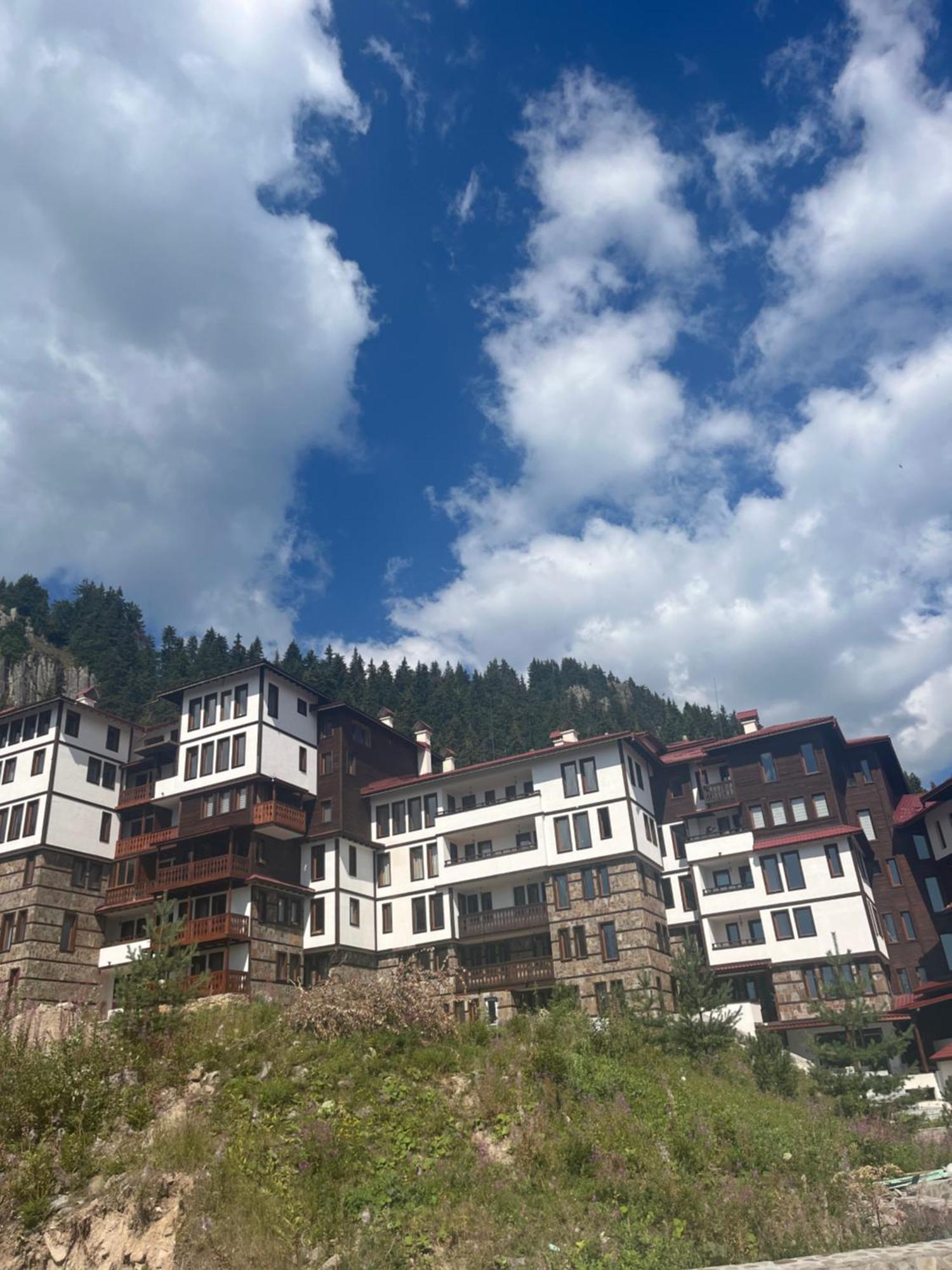 Grand Resort Luxury Apartment 潘波洛沃 外观 照片